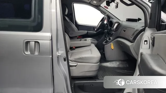 Hyundai The New Grand Starex 2018 Серебряный из Кореи, фото 2