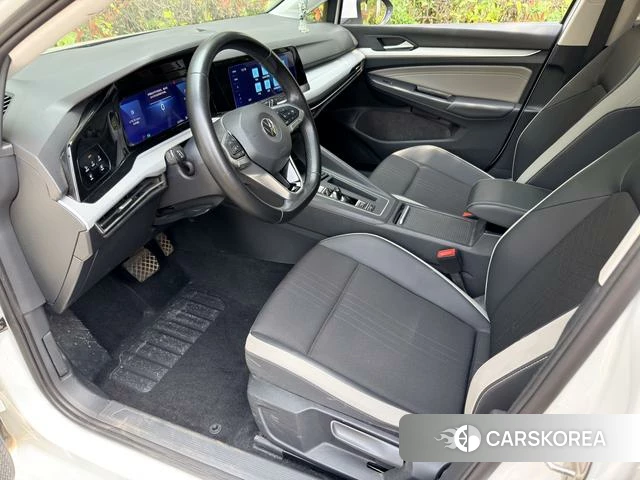 Volkswagen Golf 2021 Белый из Китая, фото 2