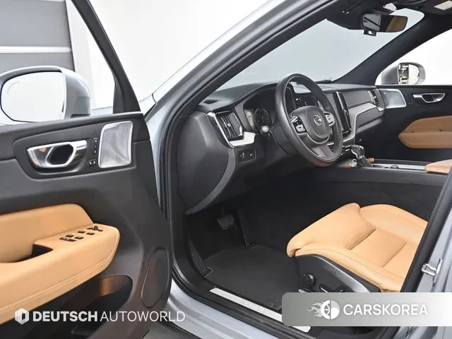 Volvo XC60 second Generation 2019 Серебряный из Кореи, фото 2