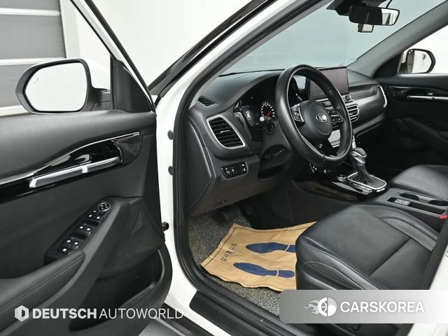 Kia Seltos 2021 Белый из Кореи, фото 2