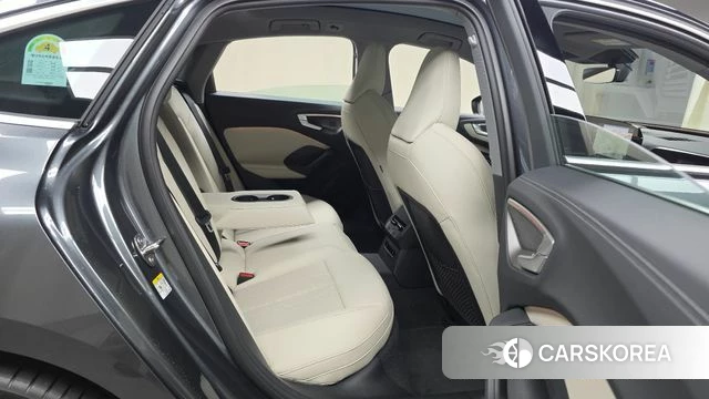 Audi A5 (B10) 2025 Серый из Кореи, фото 2