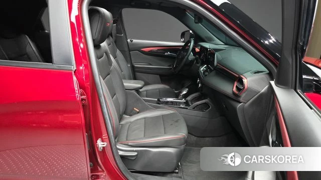 Chevrolet (GM Daewoo) The New Trail Blazer 2024 Красный из Кореи, фото 2