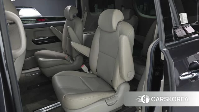 Kia The New Carnival 2020 Серый из Кореи, фото 2