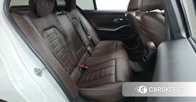 BMW 3 Series (G20) 2021 Белый из Кореи, фото 2