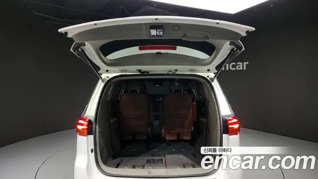 Kia The New Carnival 2020 Белый из Кореи, фото 2