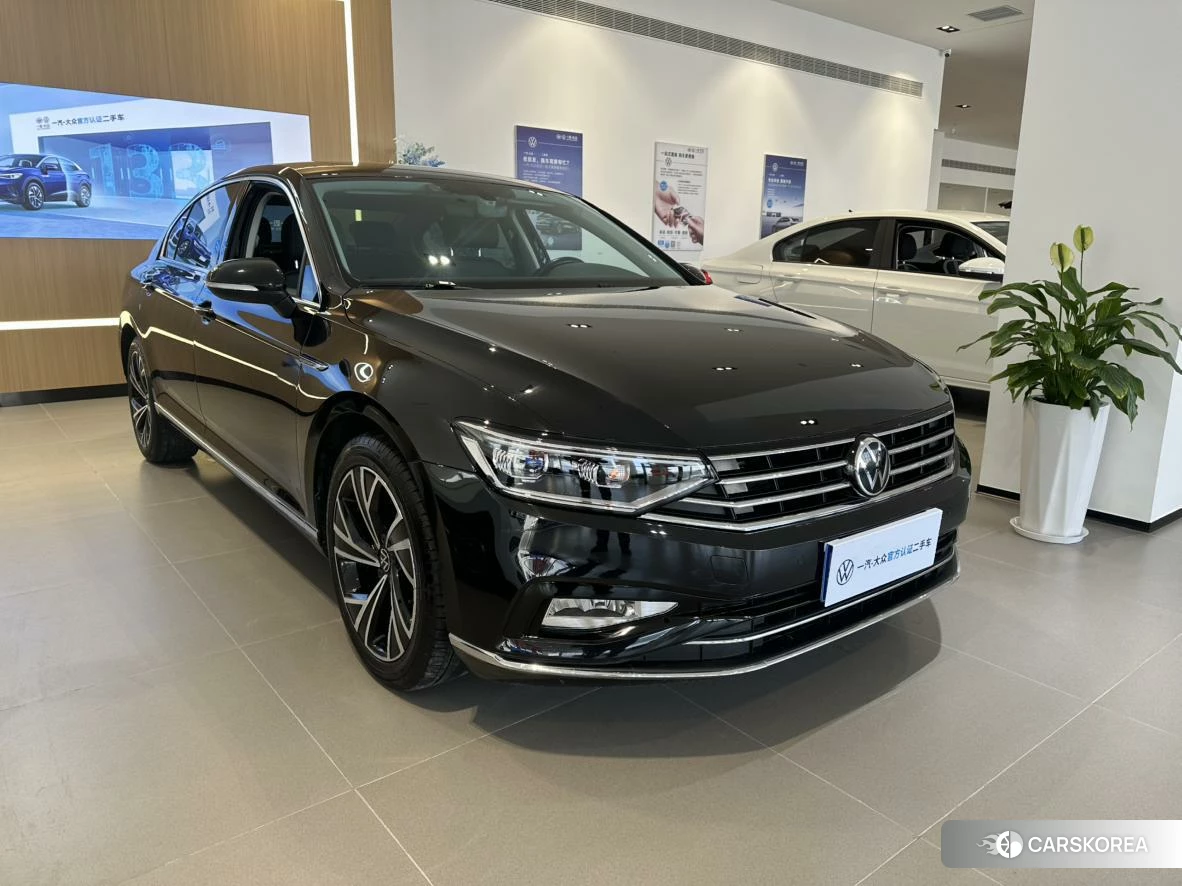Volkswagen Magotan 2021 Черный из Китая, фото 2