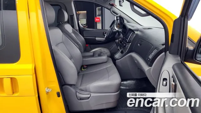 Hyundai The New Grand Starex 2019 Желтый из Кореи, фото 2