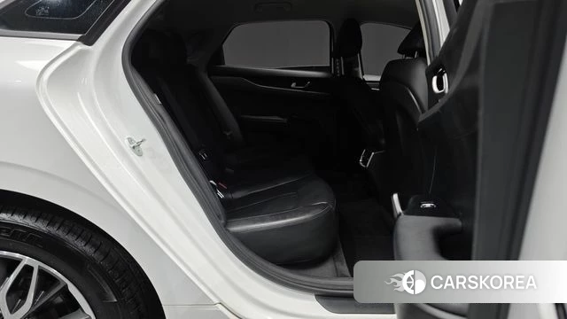 Kia K5 3rd generation 2023 Белый из Кореи, фото 2