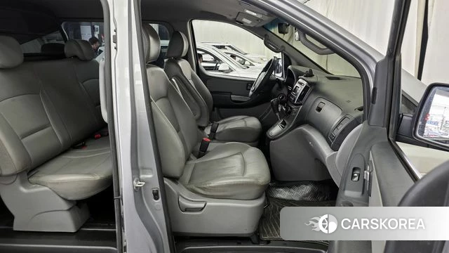 Hyundai The New Grand Starex 2018 Серебряный из Кореи, фото 2