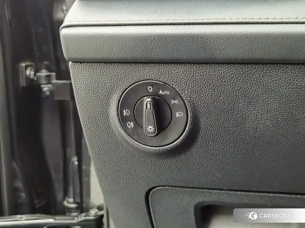 Volkswagen Tharu 2022 Silver/gray из Китая, фото 2