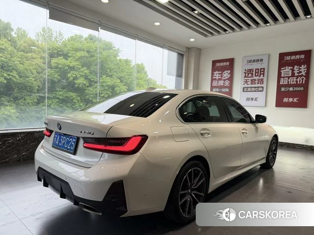 BMW 3 series 2024 Белый из Китая, фото 2