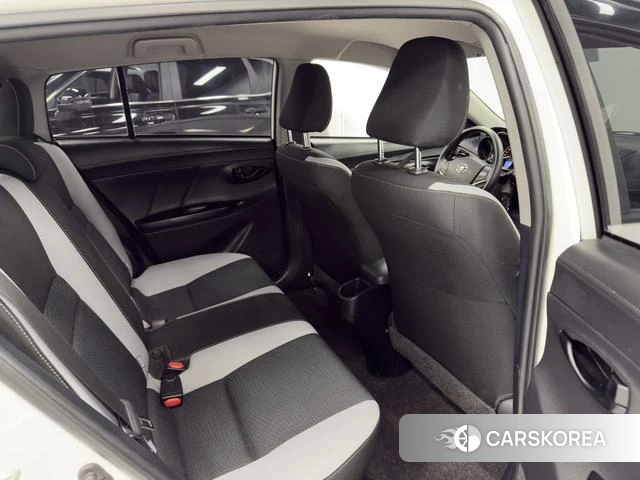 Toyota YARIS L Zhixuan 2021 Белый из Китая, фото 2