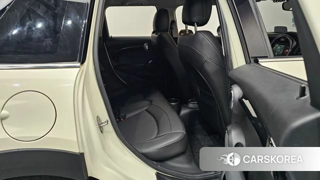 Mini Cooper 2018 Жемчужный цвет из Кореи, фото 2