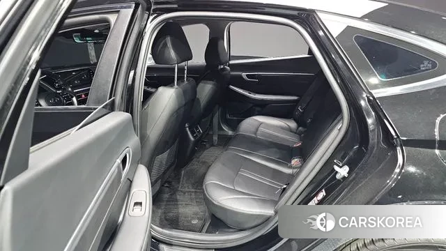 Hyundai Sonata Hybrid (DN8) 2022 Черный из Кореи, фото 2