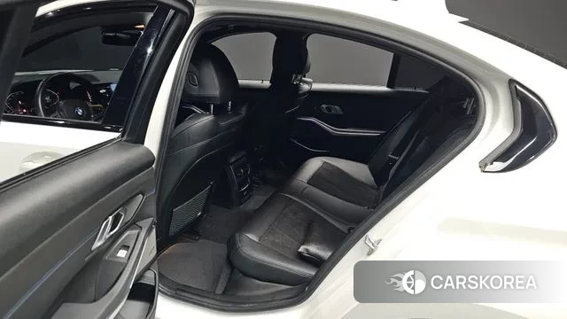 BMW 3 Series (G20) 2020 Белый из Кореи, фото 2