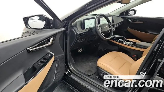 Kia EV6 2022 Черный из Кореи, фото 2