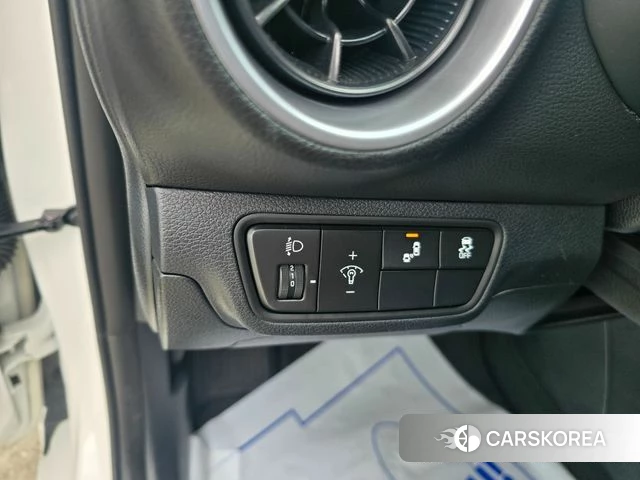 Kia The New K3 2nd generation 2022 Белый из Кореи, фото 2