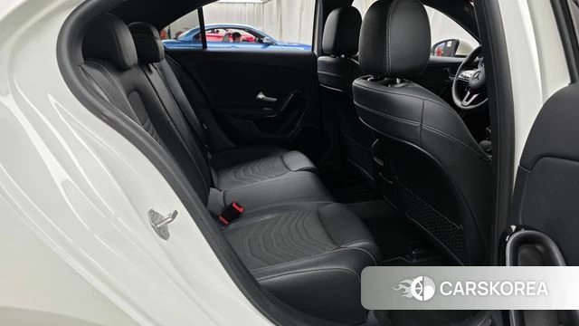 Mercedes-Benz A-Class W177 2020 Белый из Кореи, фото 2