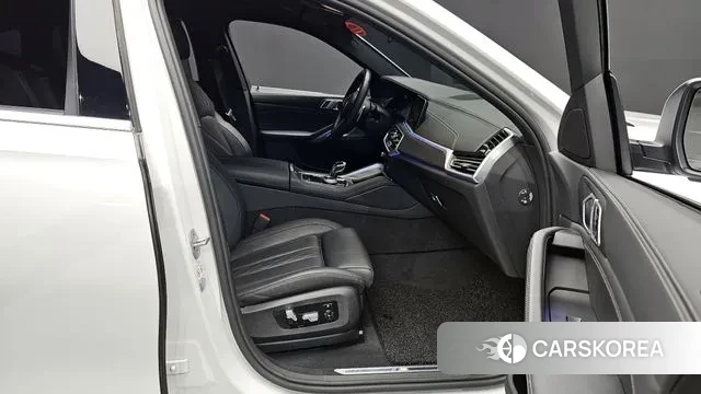 BMW X6 (G06) 2022 Белый из Кореи, фото 2