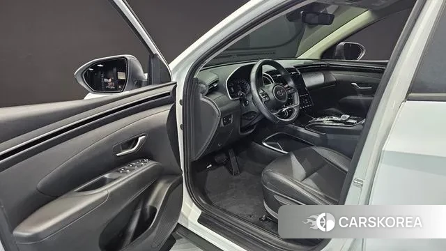 Hyundai Tucson (NX4) 2021 Белый из Кореи, фото 2