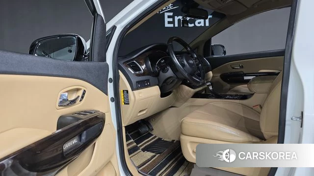 Kia The New Carnival 2019 Белый из Кореи, фото 2