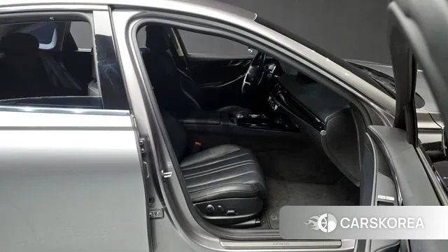 Genesis G80 (RG3) 2022 Серебряный из Кореи, фото 2