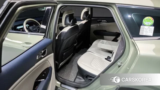 Kia Sportage 5th Generation 2023 Темно-зеленый из Кореи, фото 2