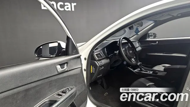 Kia K5 second generation 2018 Белый из Кореи, фото 2