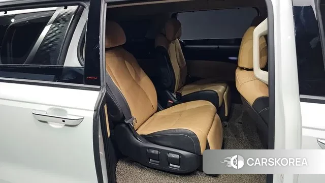 Kia Carnival 4th generation 2022 Белый из Кореи, фото 2