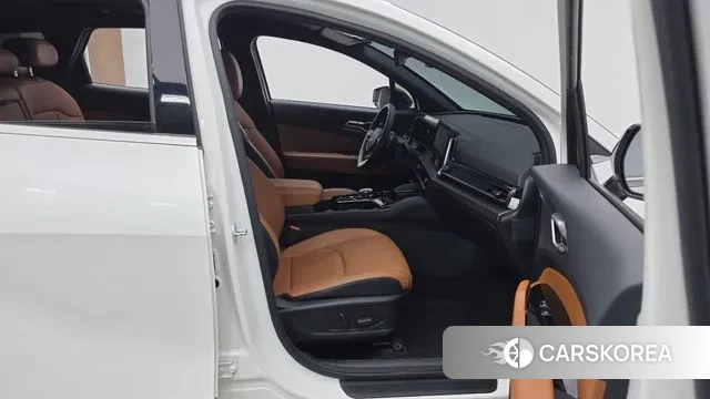 Kia Sportage 5th Generation 2024 Белый из Кореи, фото 2