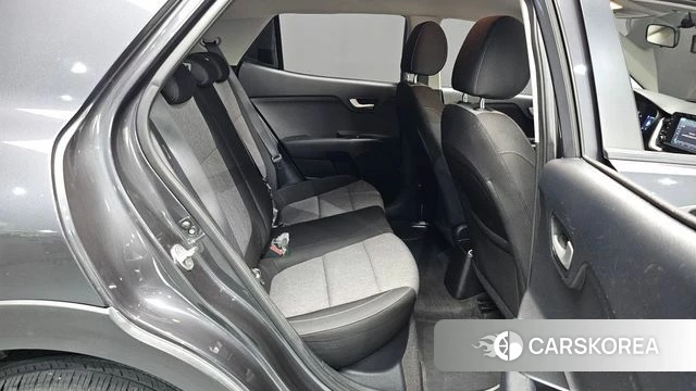 Kia Stonic 2018 Серый из Кореи, фото 2