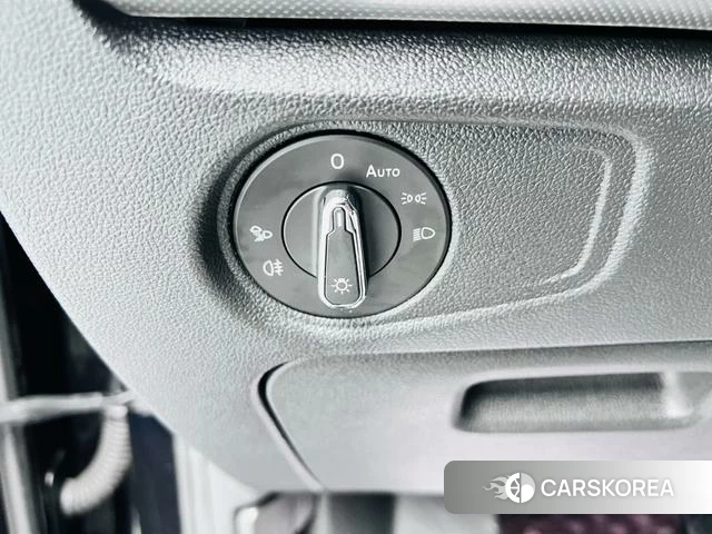 Volkswagen Passat 2023 Черный из Китая, фото 2