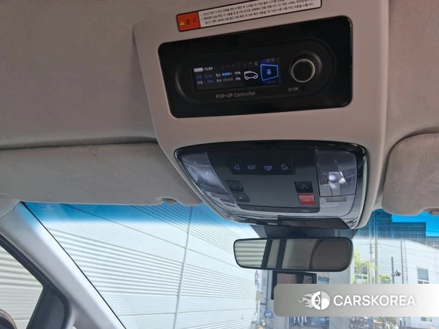 Hyundai Staria 2022 Белый из Кореи, фото 2