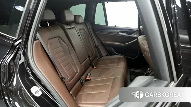 BMW X3 (G01) 2023 Черный из Кореи, фото 2