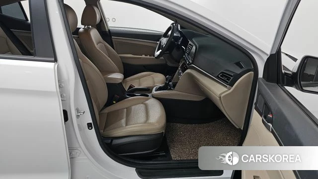 Hyundai The New Avante AD 2019 Белый из Кореи, фото 2