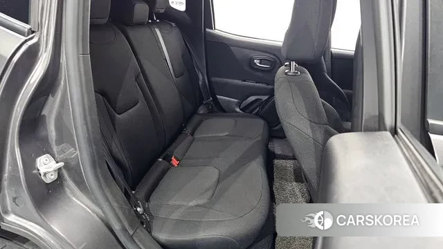 Jeep Renegade 2021 Серый из Кореи, фото 2