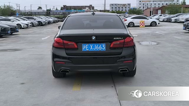 BMW 5 series 2019 Черный из Китая, фото 2