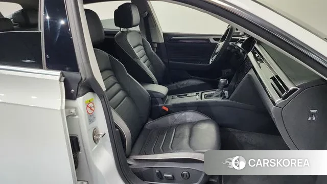 Volkswagen Arteon 2022 Белый из Кореи, фото 2