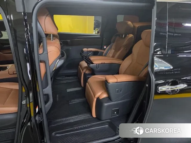 Toyota Alphard 4th Generation 2024 Черный из Кореи, фото 2