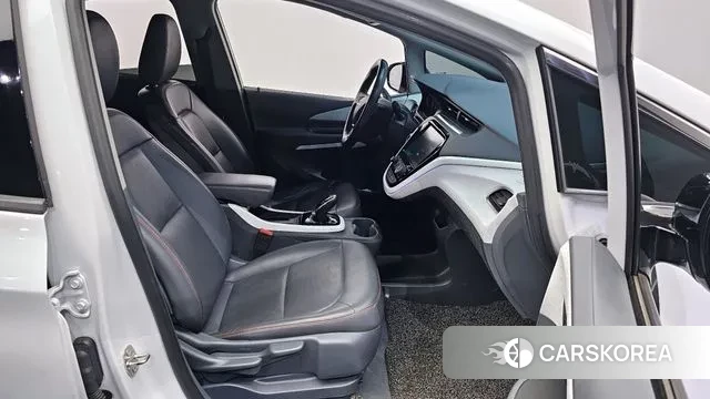 Chevrolet (GM Daewoo) Bolt EV 2018 Белый из Кореи, фото 2