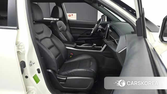 Ssangyong Torres 2022 Белый из Кореи, фото 2