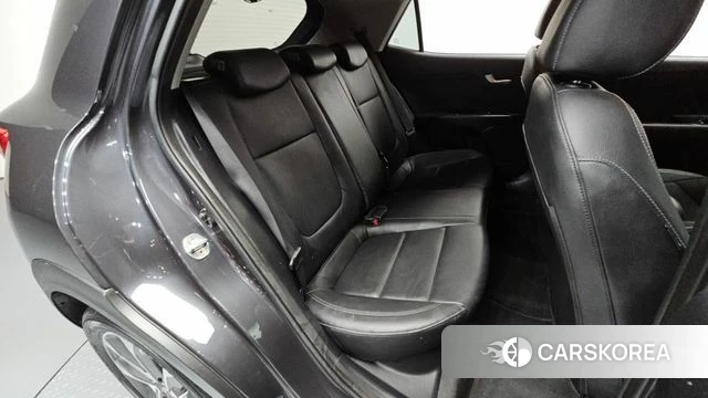 Kia Stonic 2018 Серый из Кореи, фото 2