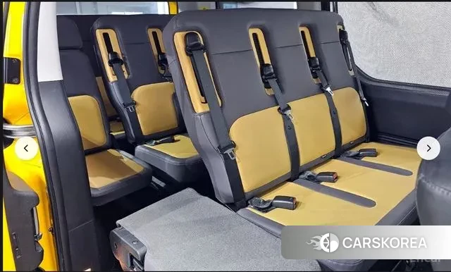 Hyundai Staria 2024 Желтый из Кореи, фото 2