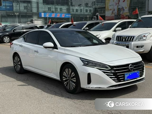 Nissan Teana 2025 Белый из Китая, фото 2