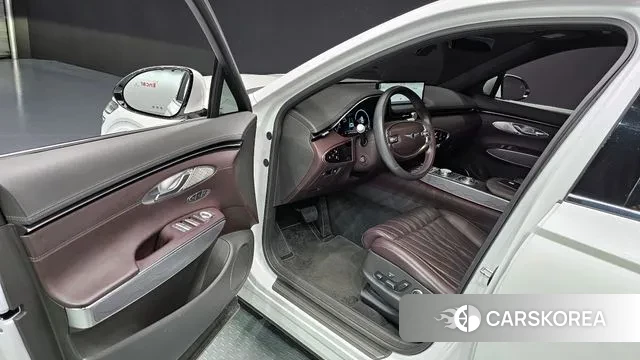 Genesis GV70 2021 Белый из Кореи, фото 2