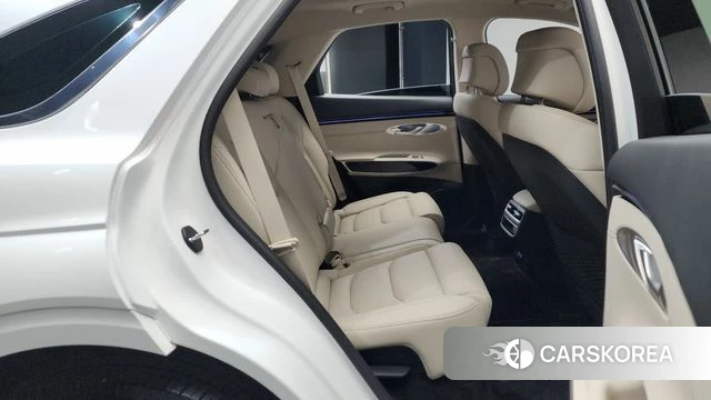 Genesis GV70 2025 Белый из Кореи, фото 2
