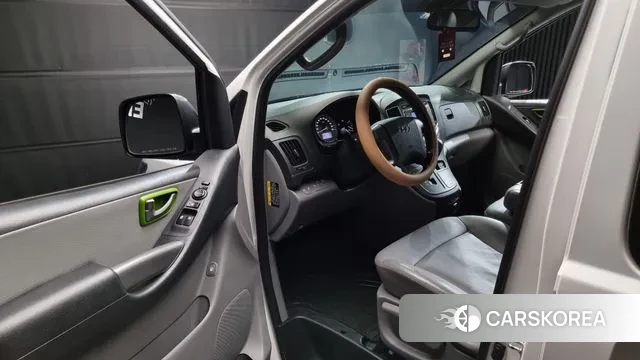 Hyundai The New Grand Starex 2018 Белый из Кореи, фото 2