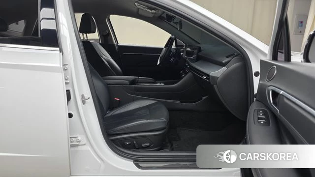 Hyundai Sonata D Edge (DN8) 2023 Белый из Кореи, фото 2