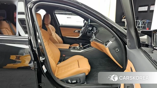 BMW 3 Series (G20) 2022 Черный из Кореи, фото 2
