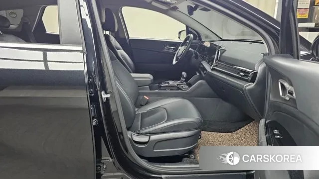 Kia Sportage 5th Generation 2023 Черный из Кореи, фото 2